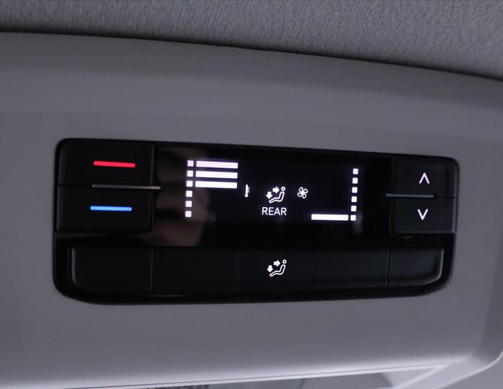 Volkswagen Transporter Kombi 2,0 l 110 kw