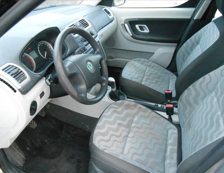 Škoda Roomster Kombi 1,4 l 63 kw