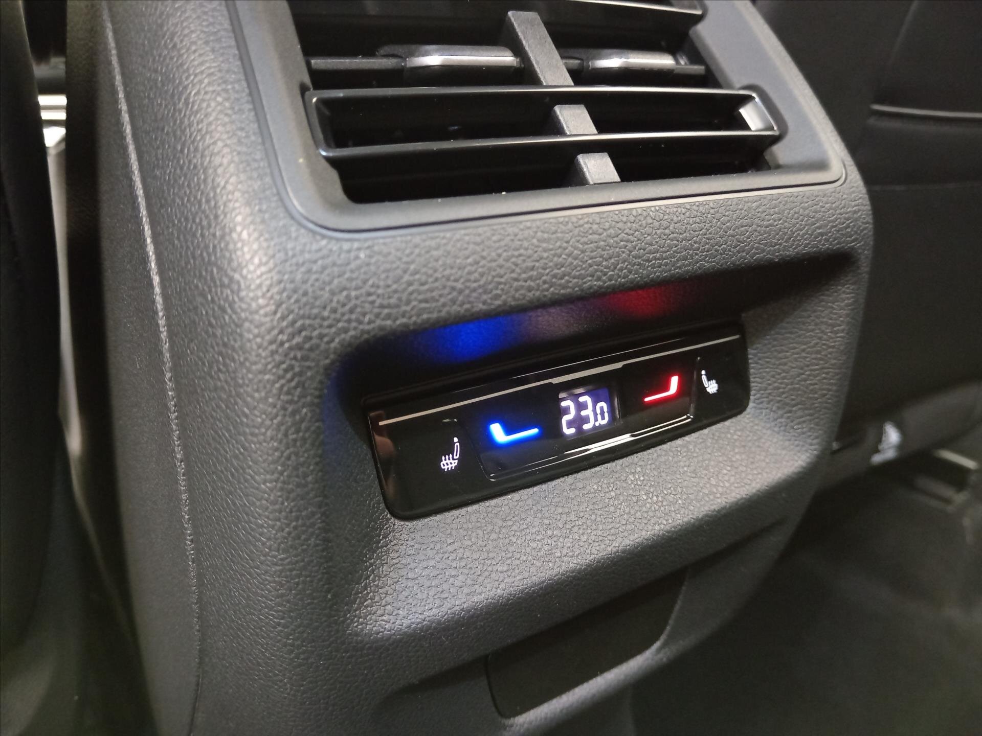 Volkswagen Tayron SUV 2,0 l 110 kw