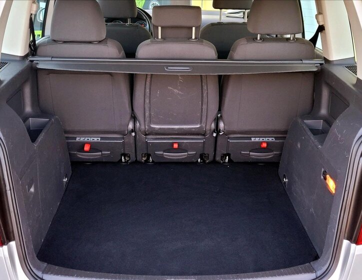 Volkswagen Touran MPV 1,9 l 77 kw