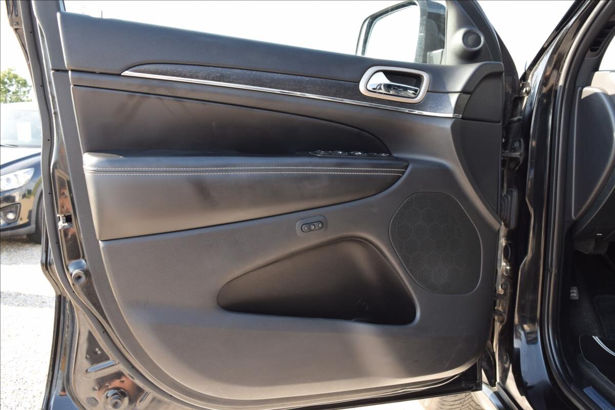 Jeep Grand Cherokee SUV / Terénní 3,0 l 140 kw