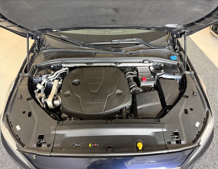 Volvo V90 Kombi 2,0 l 110 kw