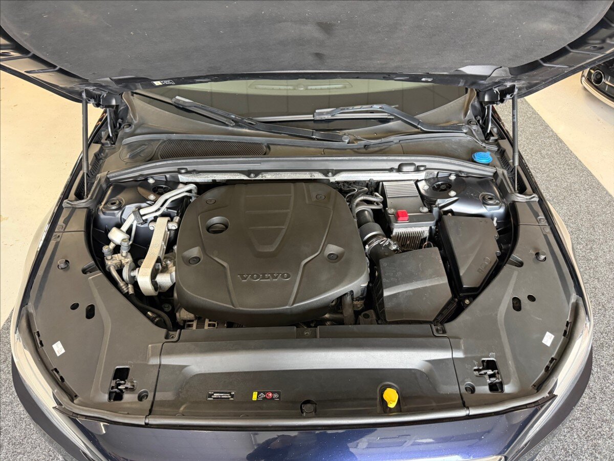 Volvo V90 Kombi 2,0 l 110 kw