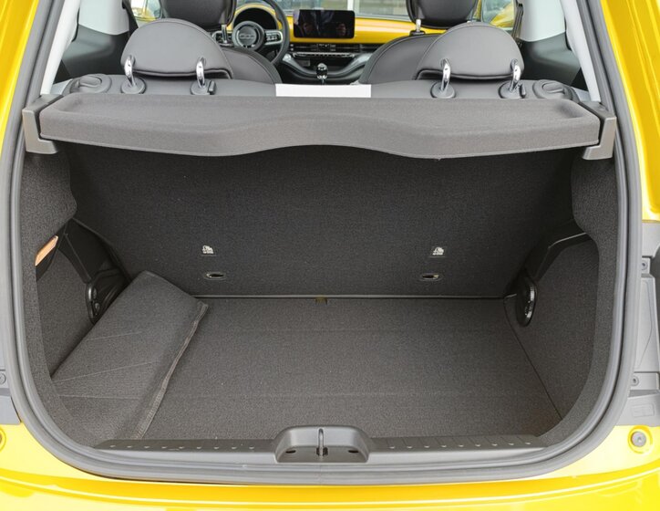 Fiat 500 Hatchback 999,0 48 kw