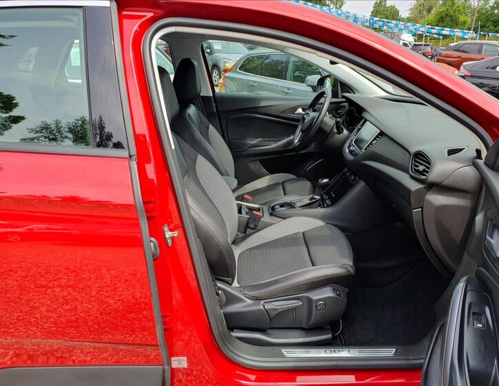 Opel Grandland X 12