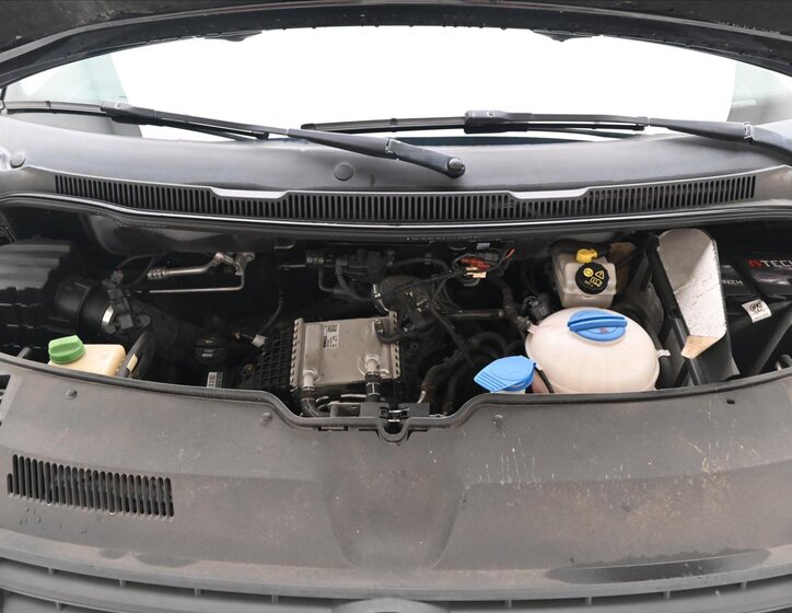 Volkswagen Transporter Skříň 2,0 l 75 kw