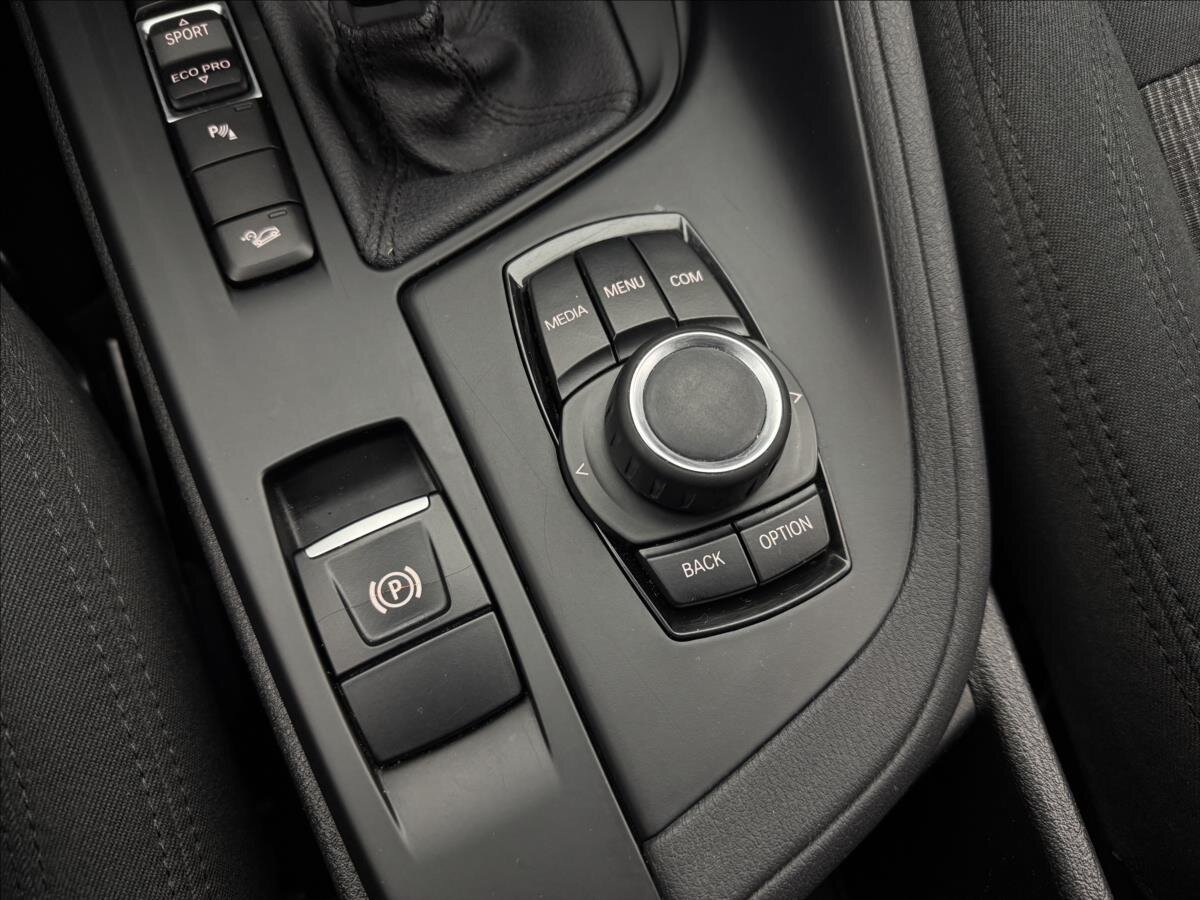 BMW X1 SUV 2,0 l 110 kw