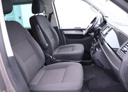 Volkswagen Multivan 13