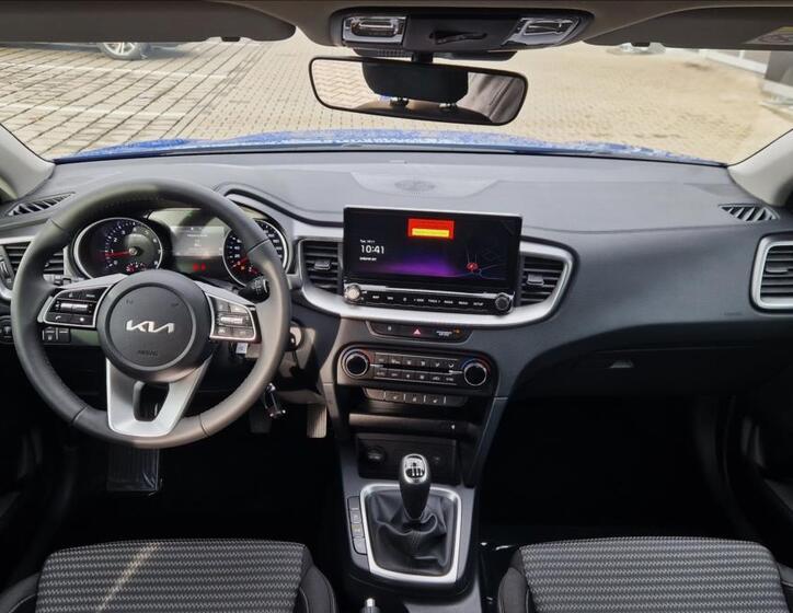 KIA Ceed 10
