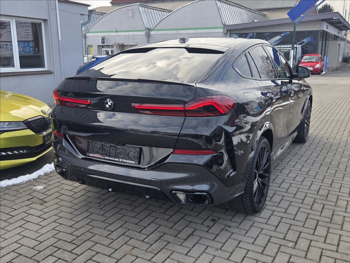 BMW X6 SUV / Terénní 3,0 l 250 kw