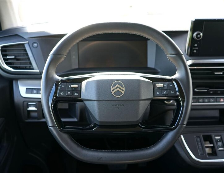 Citroën SpaceTourer MPV 2,0 l 133 kw