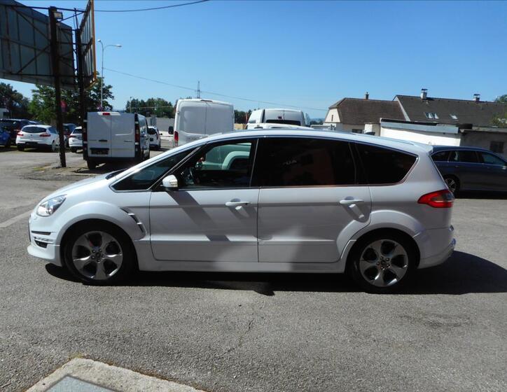 Ford S-MAX 8