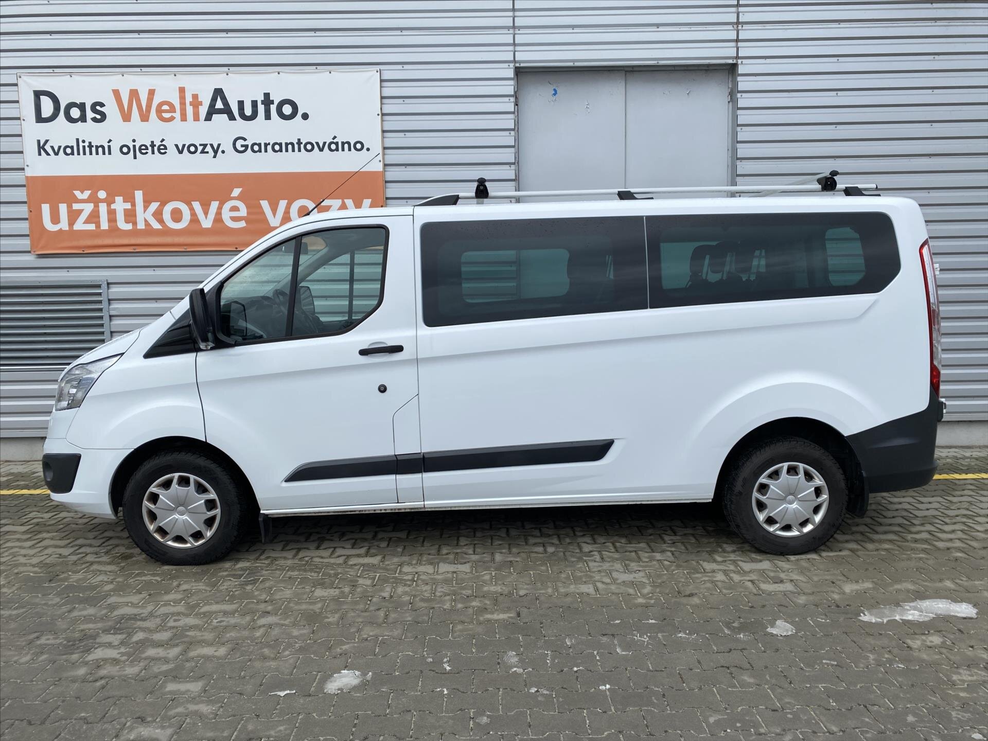 Ford Tourneo Custom MPV 2,0 l 96 kw