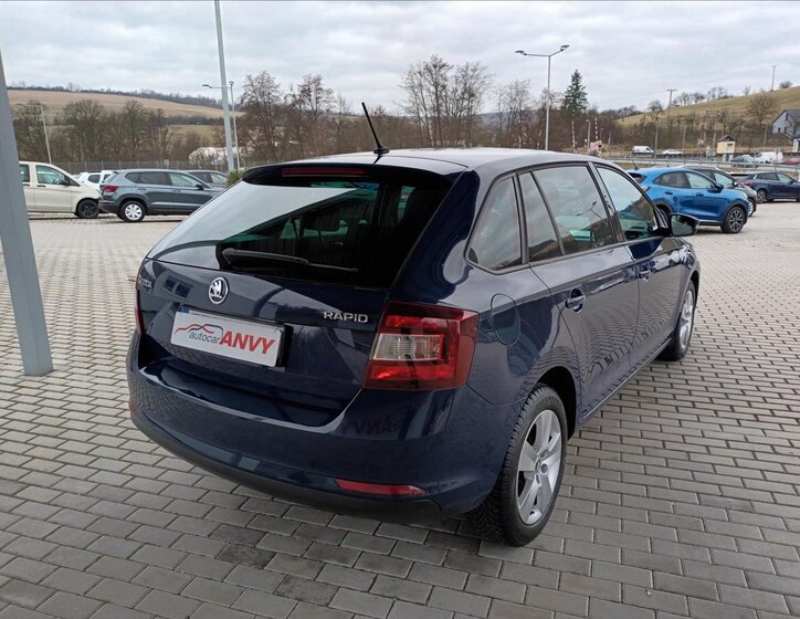 Škoda Rapid Hatchback 999,0 81 kw