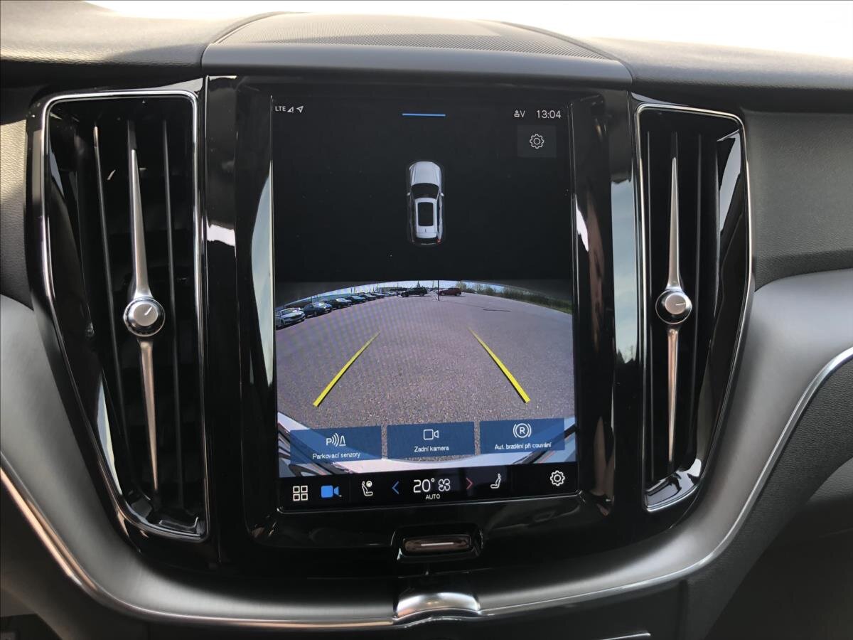 Volvo XC60 SUV / Terénní 2,0 l 145 kw