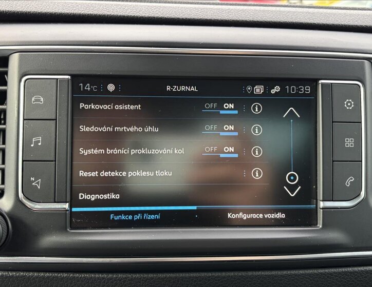 Peugeot Traveller 39