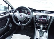 Volkswagen Passat Sedan 2,0 l 140 kw