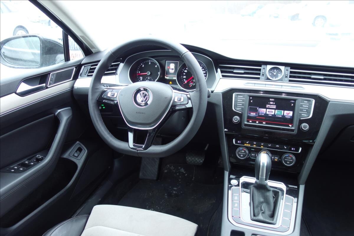 Volkswagen Passat Sedan 2,0 l 140 kw