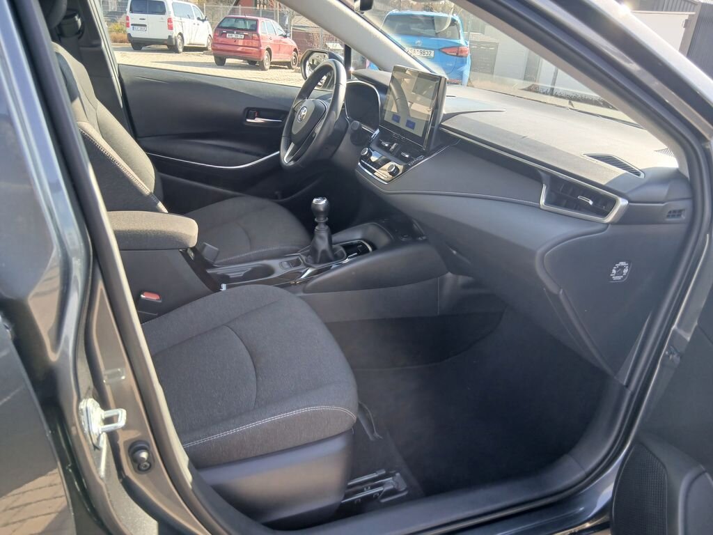 Toyota Corolla Sedan 1,5 l 92 kw