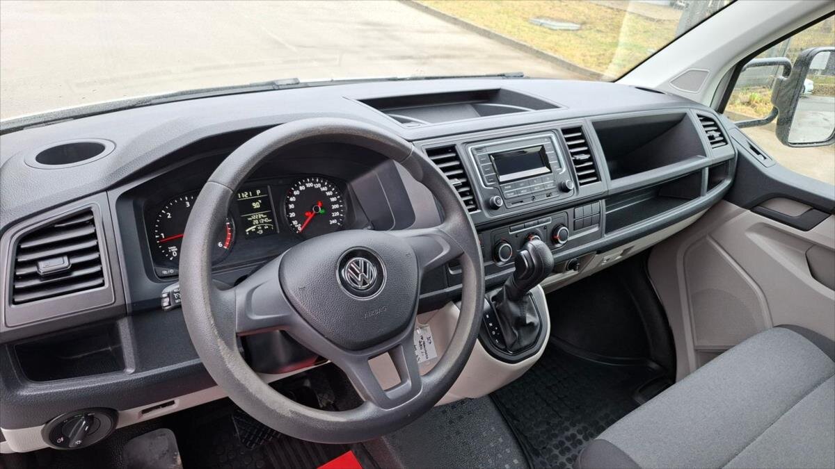 Volkswagen Transporter Skříň 2,0 l 110 kw