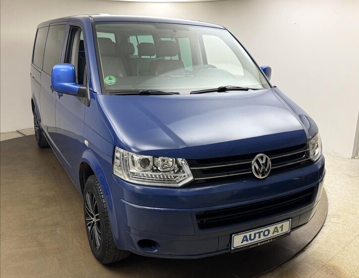 Volkswagen Transporter Kombi 2,5 l 96 kw