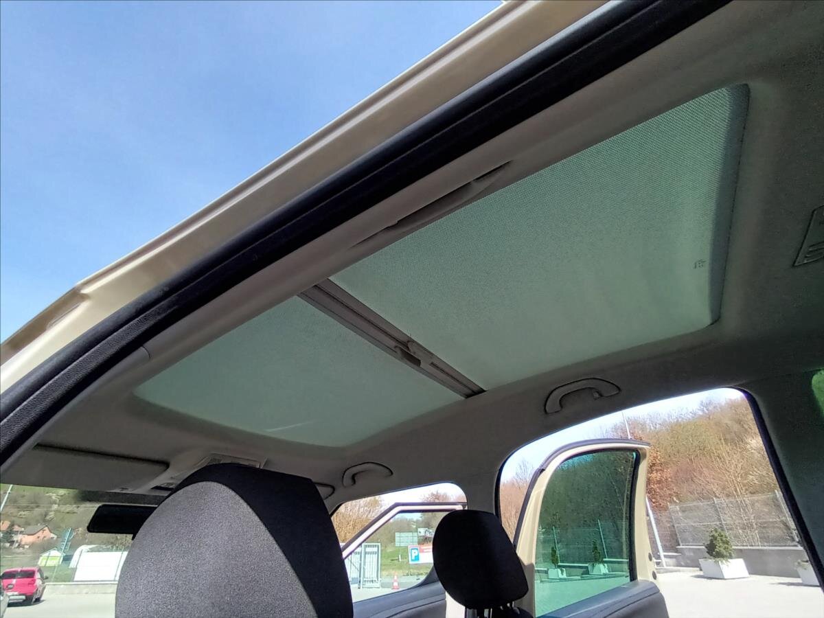 Škoda Roomster Kombi 1,2 l 63 kw