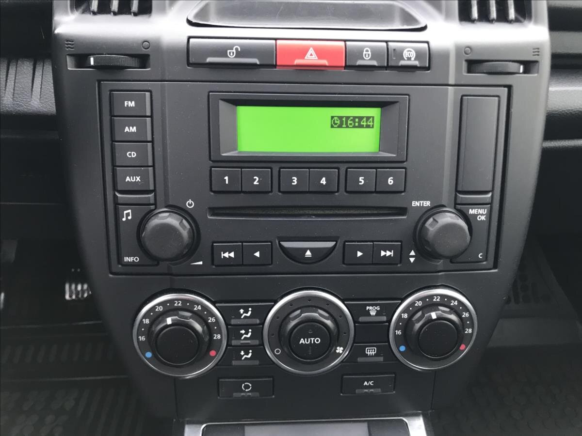 Land Rover Freelander SUV / Terénní 2,2 l 112 kw