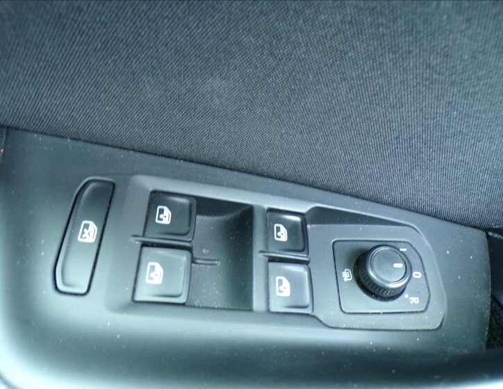 Volkswagen Passat Kombi 2,0 l 110 kw