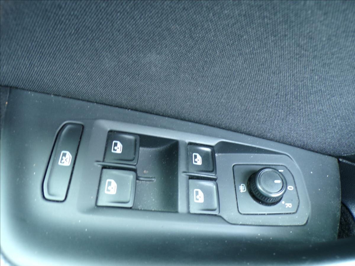 Volkswagen Passat Kombi 2,0 l 110 kw