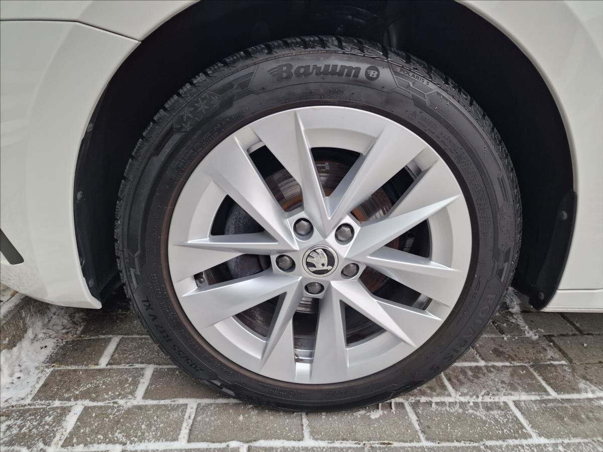 Škoda Octavia Kombi 2,0 l 85 kw