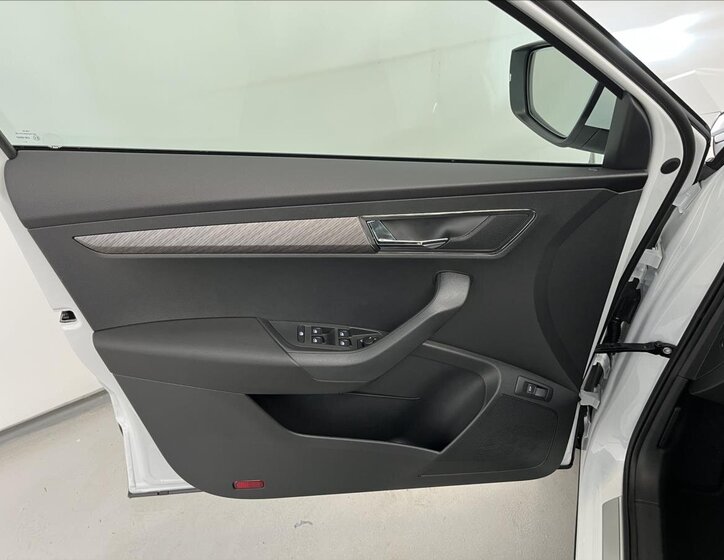 Škoda Karoq SUV 1,5 l 110 kw