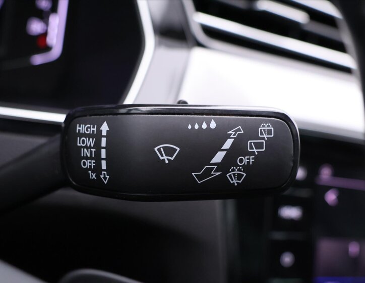 Volkswagen Passat Kombi 2,0 l 110 kw