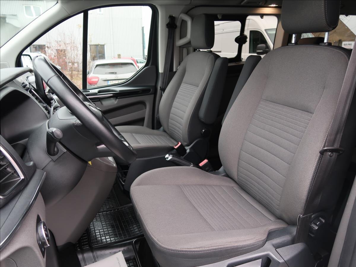 Ford Tourneo Custom