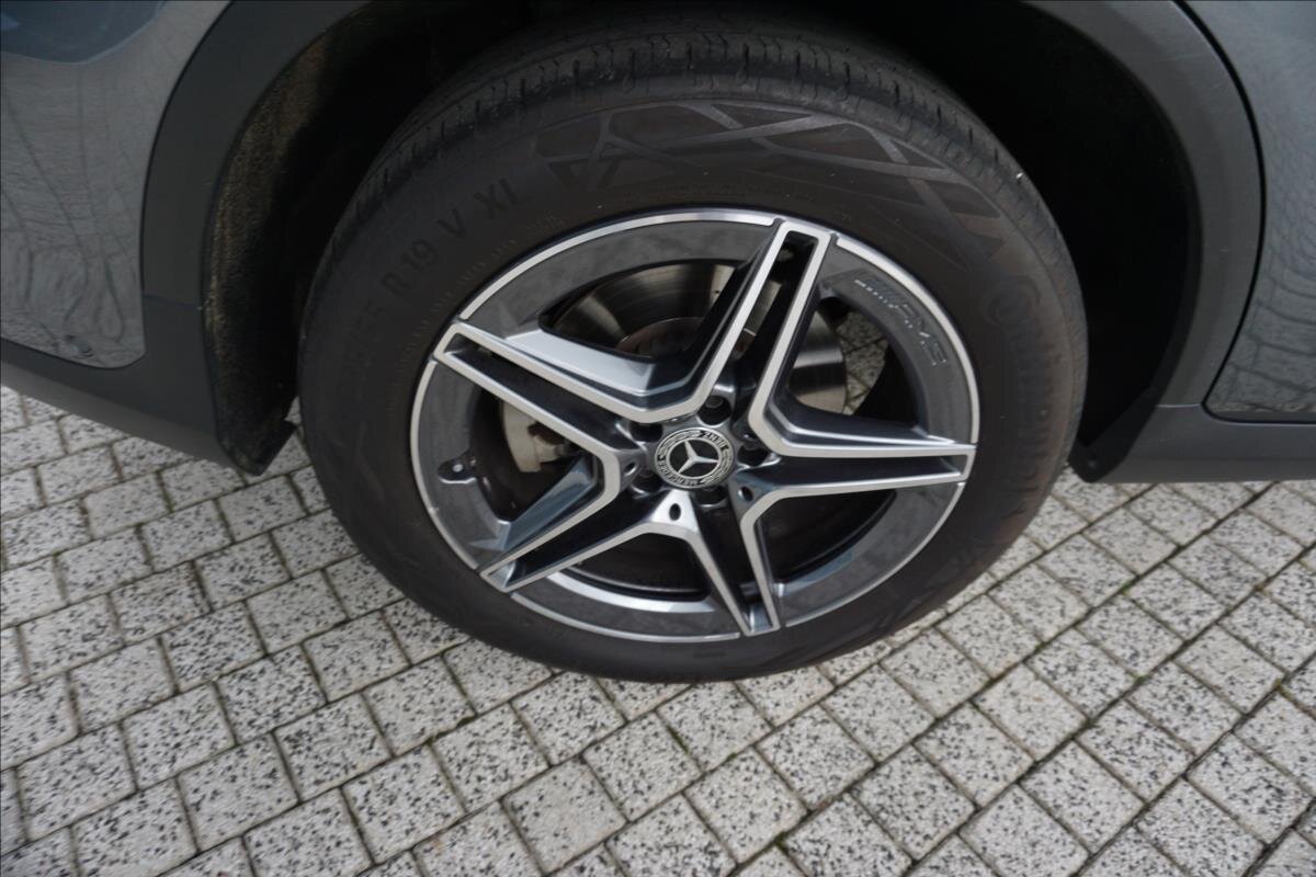 Mercedes-Benz GLC SUV / Terénní 2,0 l 180 kw