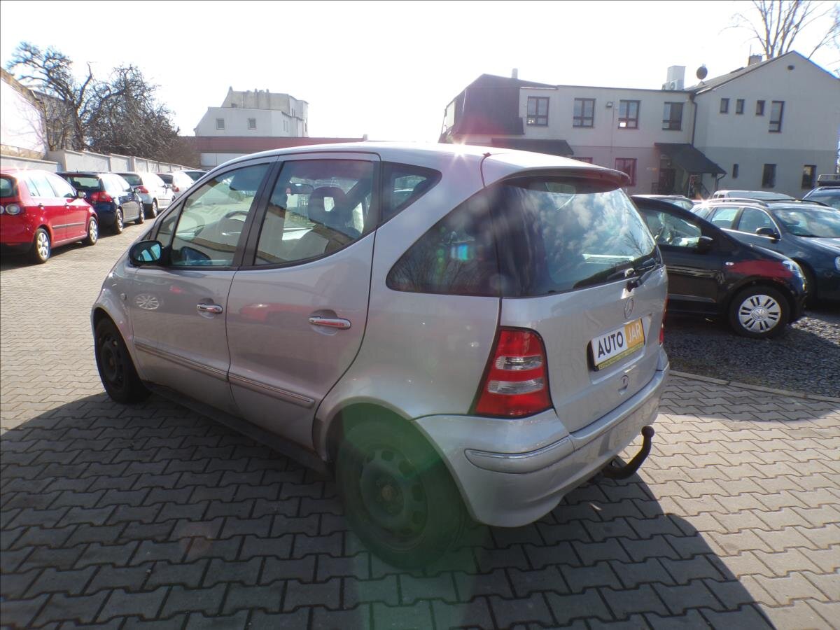 Mercedes-Benz Třídy A Kombi 1,6 l 75 kw