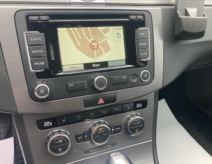 Volkswagen Passat Kombi 2,0 l 103 kw