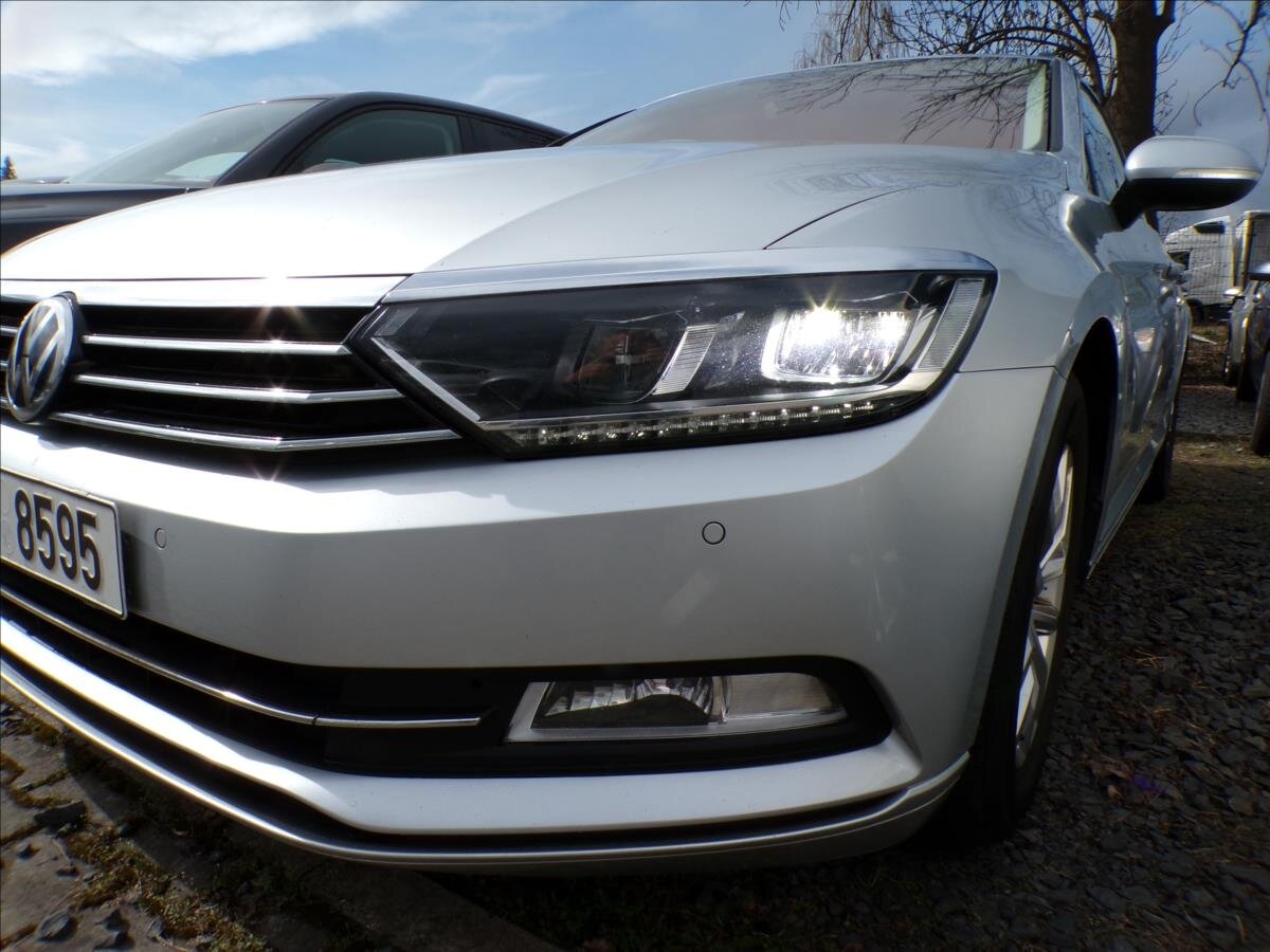 Volkswagen Passat Kombi 2,0 l 110 kw