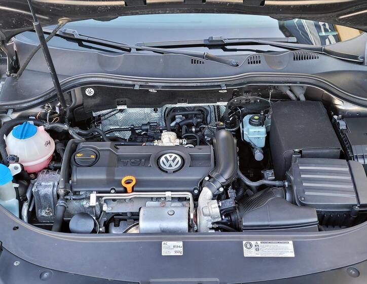 Volkswagen Passat 10