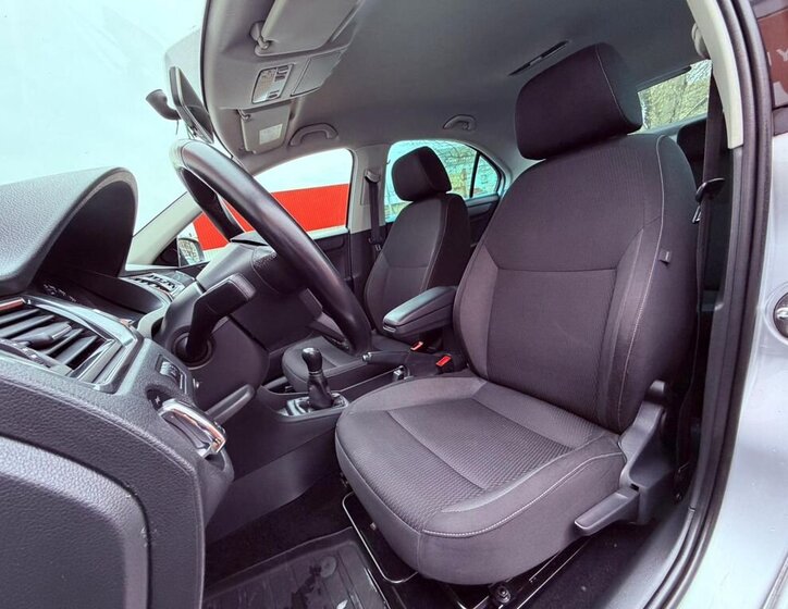 Škoda Rapid Liftback 1,6 l 77 kw