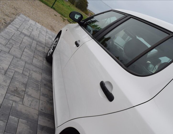 Škoda Fabia Hatchback 1,2 l 44 kw