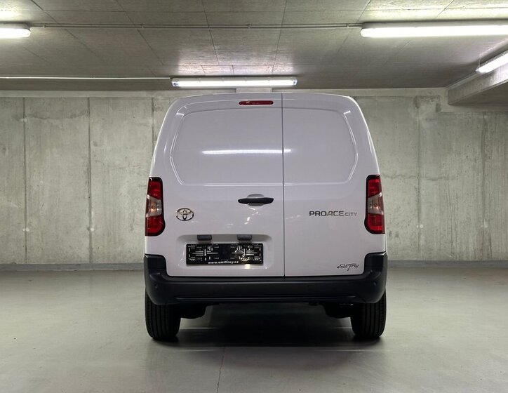 Toyota ProAce City VAN-Minibus 1,2 l 81 kw