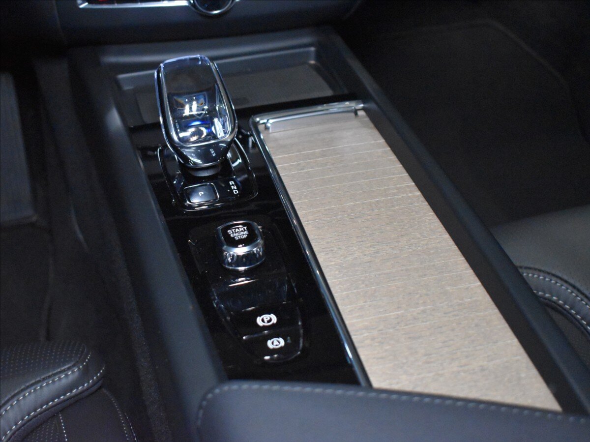 Volvo XC60 SUV 2,0 l 257 kw