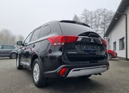 Mitsubishi Outlander SUV 2,0 l 110 kw