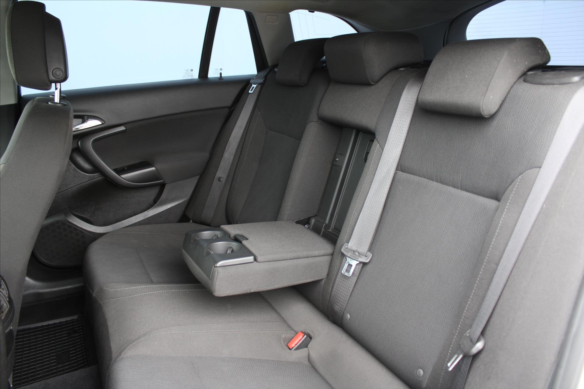 Opel Insignia Kombi 2,0 l 118 kw