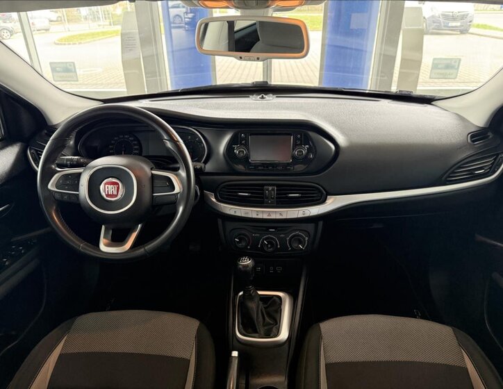 Fiat Tipo Sedan / Limuzína 1,4 l 70 kw