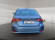 Toyota Corolla Sedan / Limuzína 1,5 l 92 kw