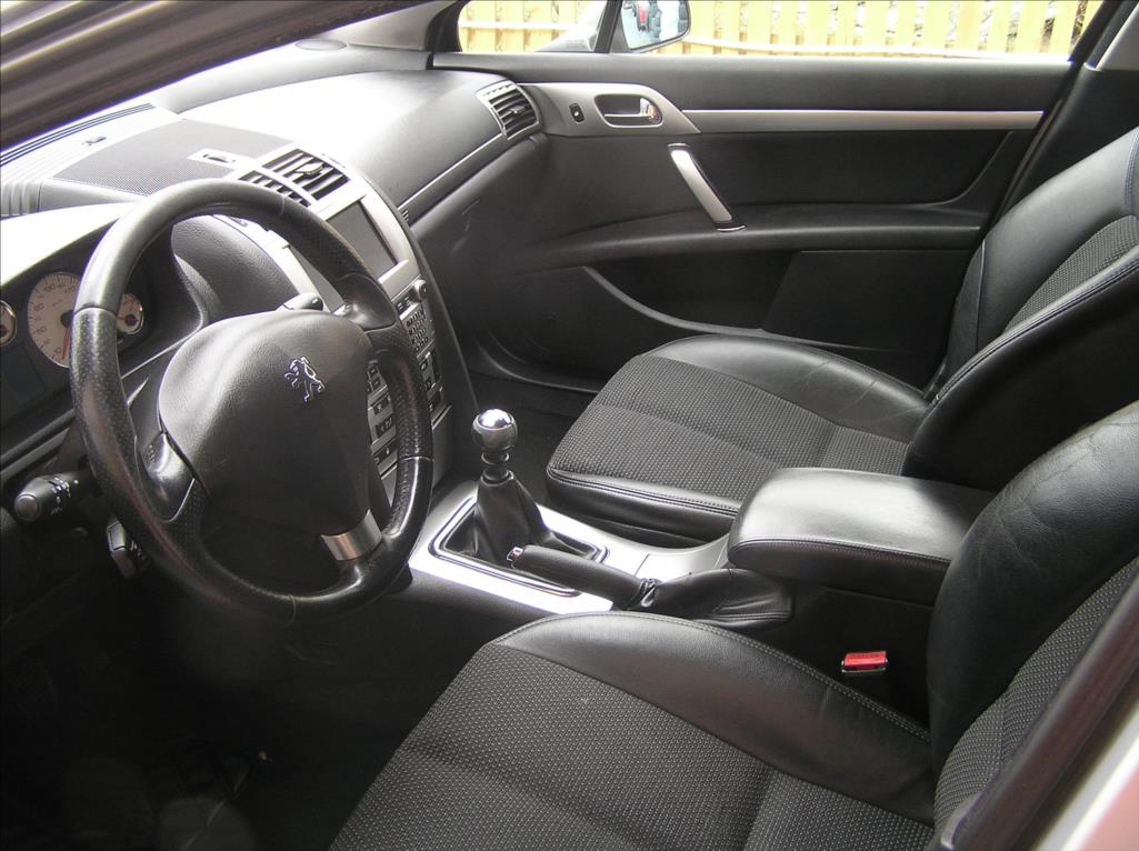 Peugeot 407