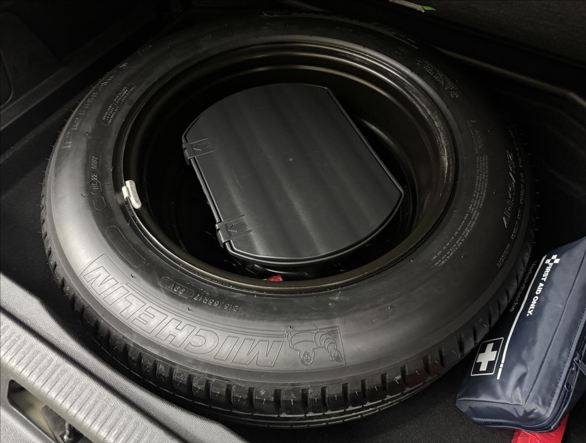 Peugeot 3008 SUV / Terénní 1,2 l 96 kw