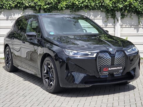 BMW iX SUV / Terénní 0,0 240 kw