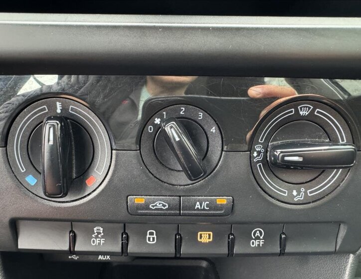 Škoda Rapid Hatchback 999,0 70 kw